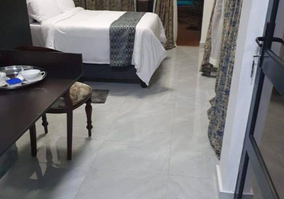Executive Room 4