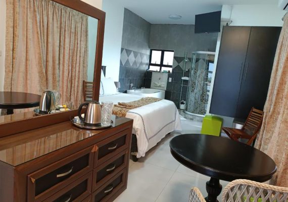 Executive Room 7
