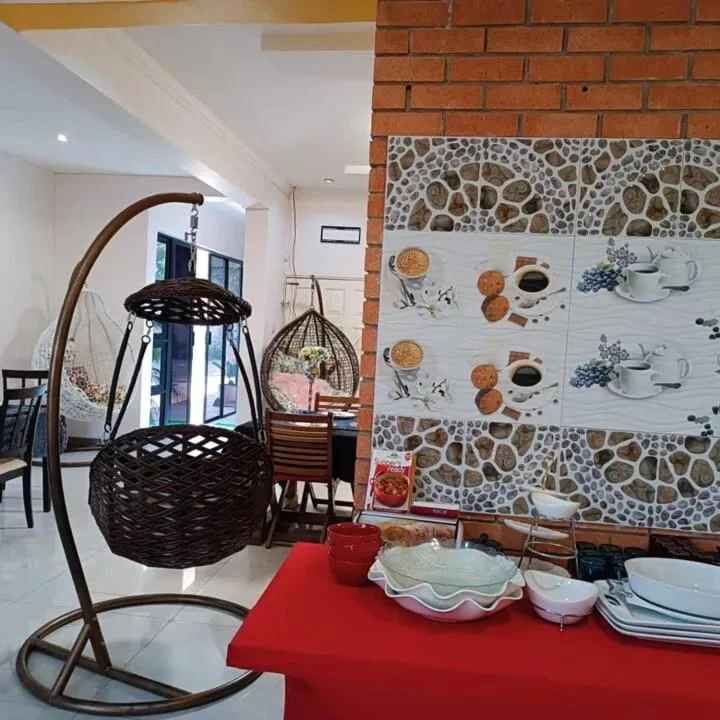 Guest Lounge